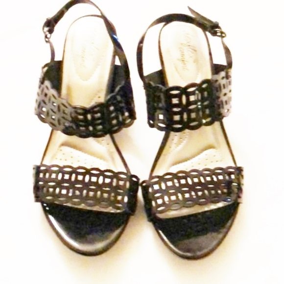 Dexflex Comfort Heels | Women's Sandals | New | Size 6.5W - Picture 2 of 4